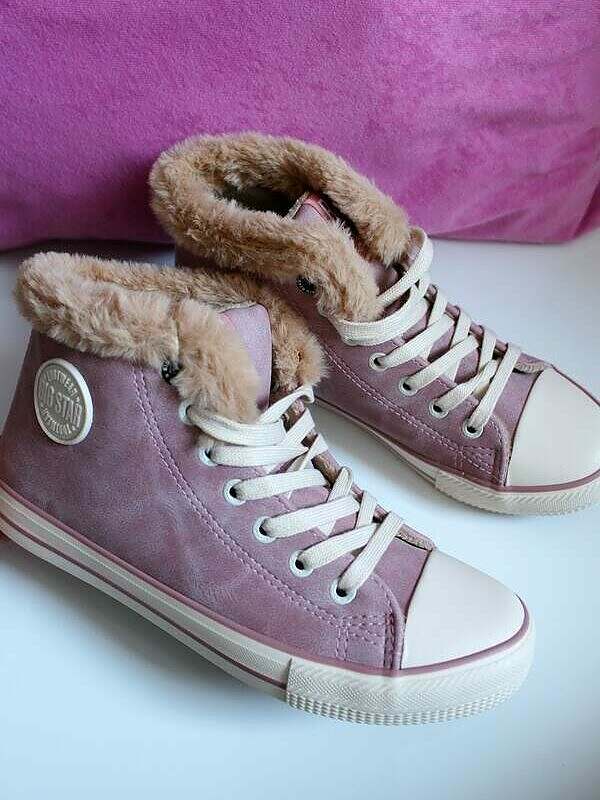 Trainers with Faux Fur